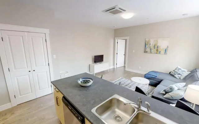 Premium Condo Amazing Location w Parking Coffee