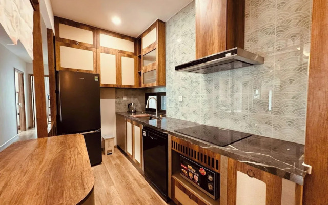 Sakura Homestay - Landmark Ecopark