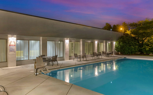 Best Western Plus University Inn