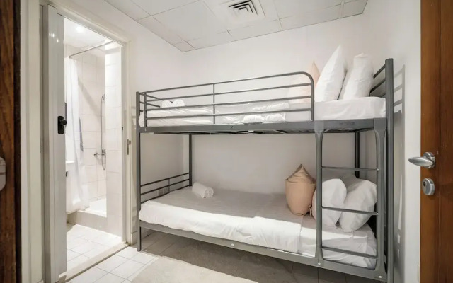 Luxury 2BR Apartment + Maid's Room | Close to Nakheel Mall