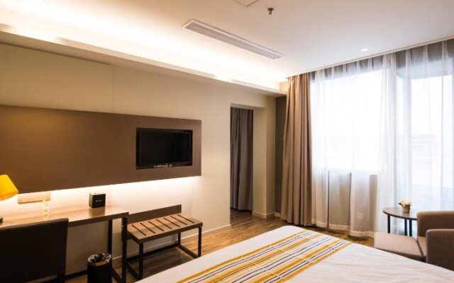 Homeinn · neo (Nanjing Fuzimiao Ji Qing Men)