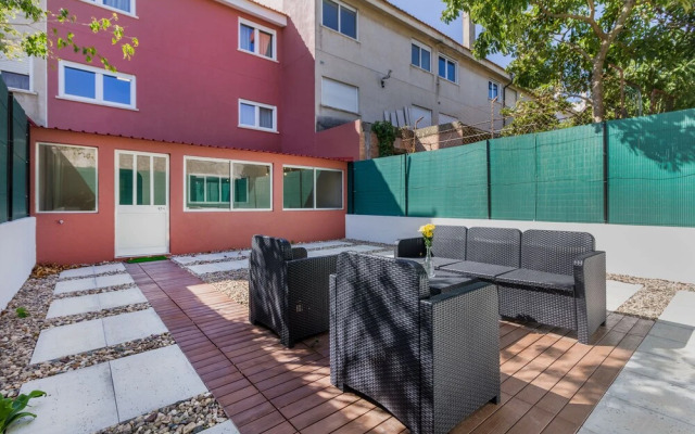 Luxury Stay by the Cascais Coastline