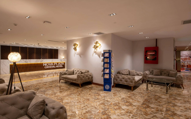 Nova Plaza Crystal Hotel