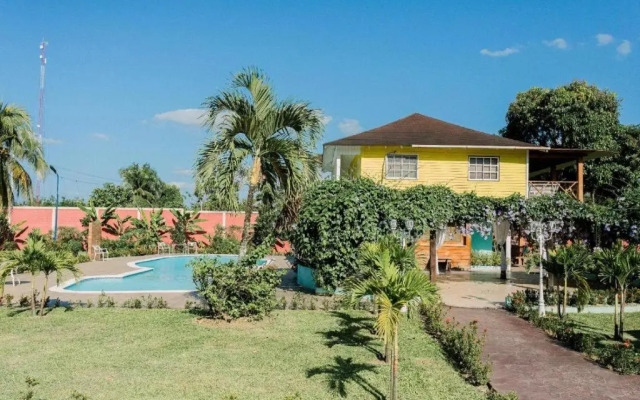 Guacamayos Hotel