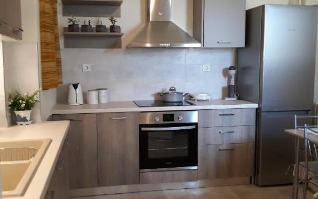 Argostoli Central Square Apartment No5 1st floor