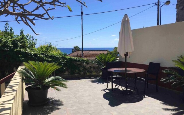 House With One Bedroom In Porto Da Cruz, With Enclosed Garden And Wifi