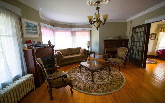 Chateau Sainte-Marie