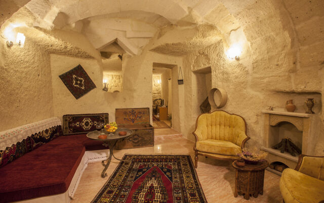 Ortahisar Cave Hotel