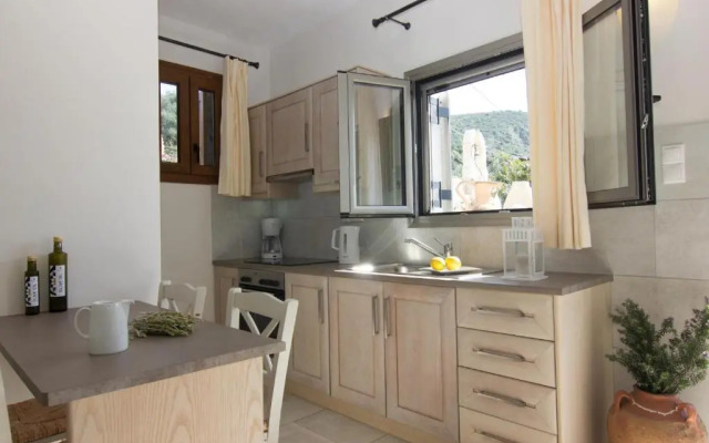 Mani Apartments Suites