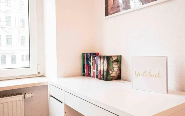 Altbau-Schmuckstück an der Karli mit riesigem Balkon