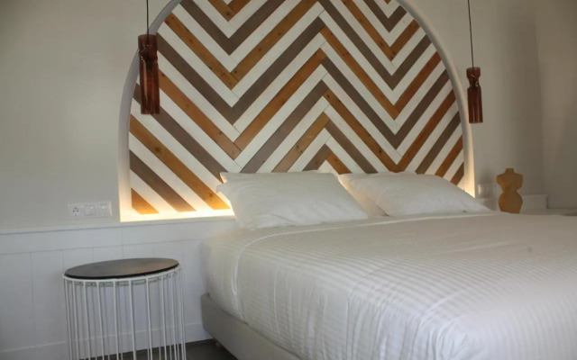 Anemolia Parga Suites
