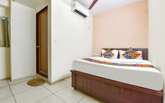 Fabhotel Vishwa