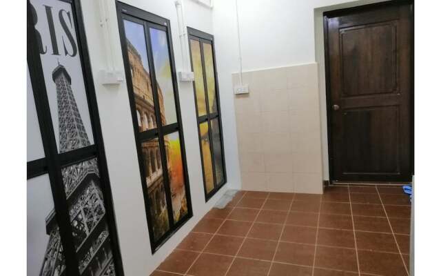 Third Street Station - Hostel