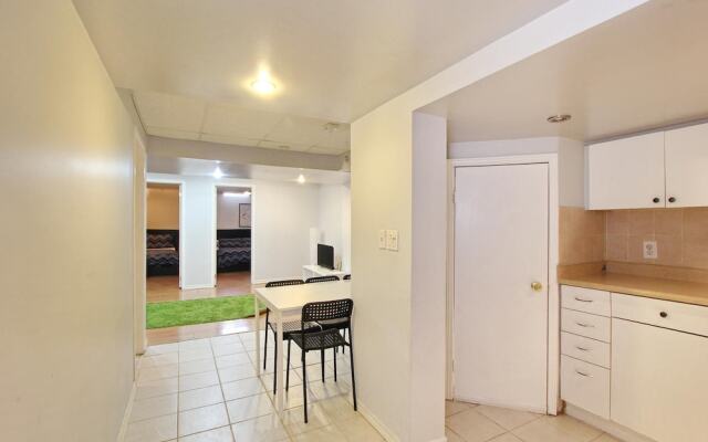 Pelicanstay in Churchill Meadows