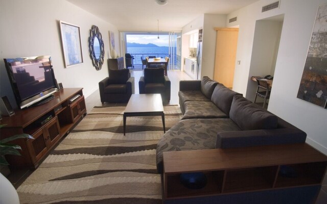 1 Bright Point Apartment 5201