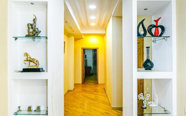 Nizami Apartment By Baku Housing
