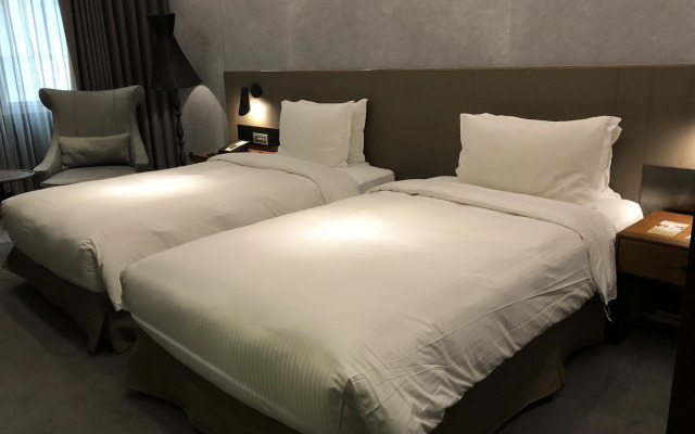 CHECK inn Taipei Nanjing