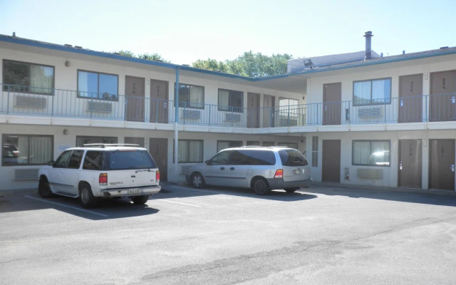 Travel Inn By OYO Omaha