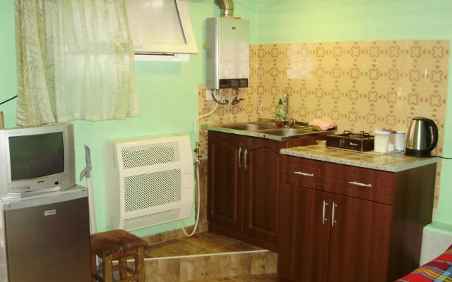Apartment On Erekle 25a