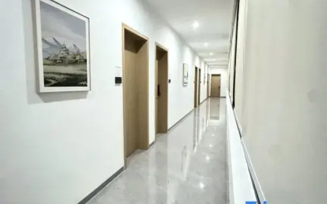 Yishiluxing Hotel