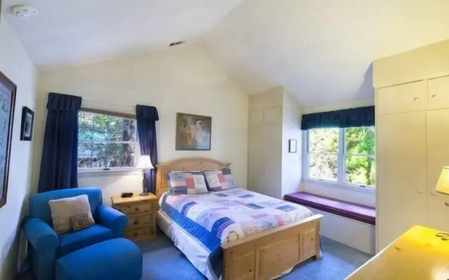 Scenic Wonders Wawona Home 3 Bedrooms