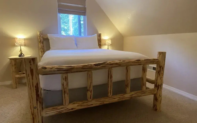 Rf12 Flathead River Haven