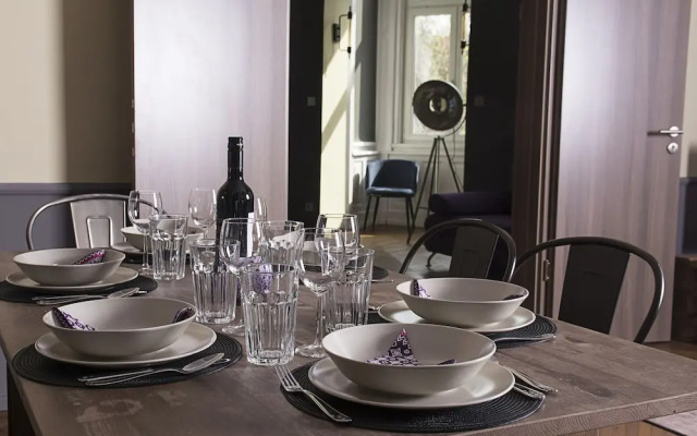 New - Walnuttree Double 12 Person Apartment Central in Budapest - Hungary
