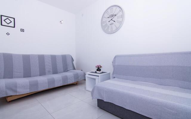 Ivica - Garden Terrace - A2