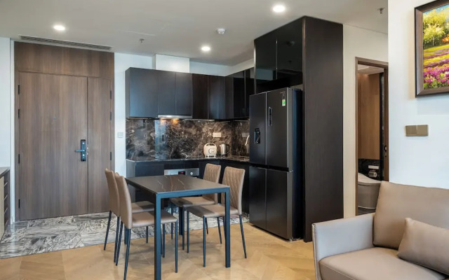 Lumiere Riverside Condo and Suite KHC