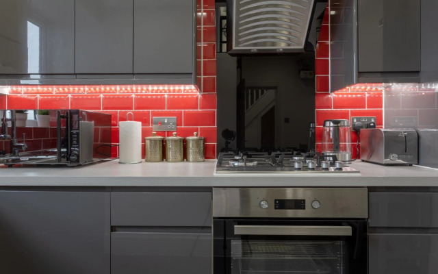 3 bedroom Luxury Apartment in Canary Wharf