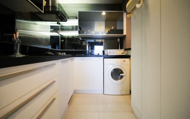 Spacious And Comfy 2Br Apartment At Aryaduta Residence Surabaya