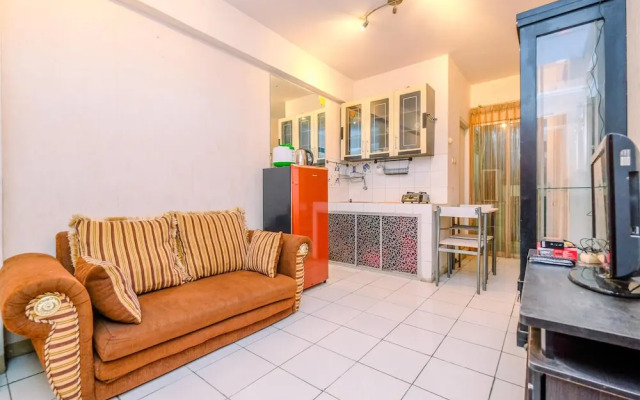Comfort And Cozy Living 2Br At Cibubur Village Apartment