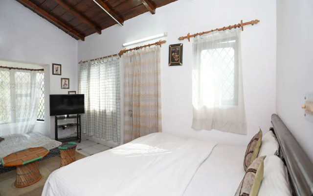 OYO 13076 Home Boutique 3BHK Villa Bhimtal