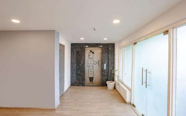 Oyo Townhouse 331 Vat Hotels