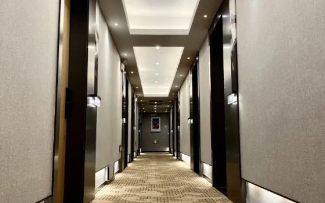 Huachuang Bossron Hotel