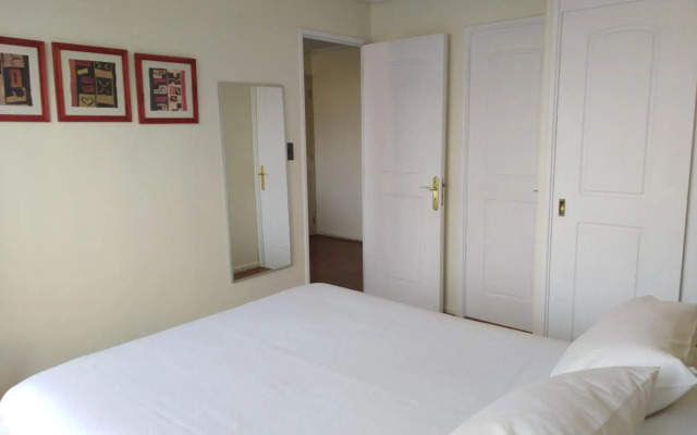 Room Apart Escuela Militar