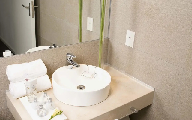 Awwa Suites and Spa