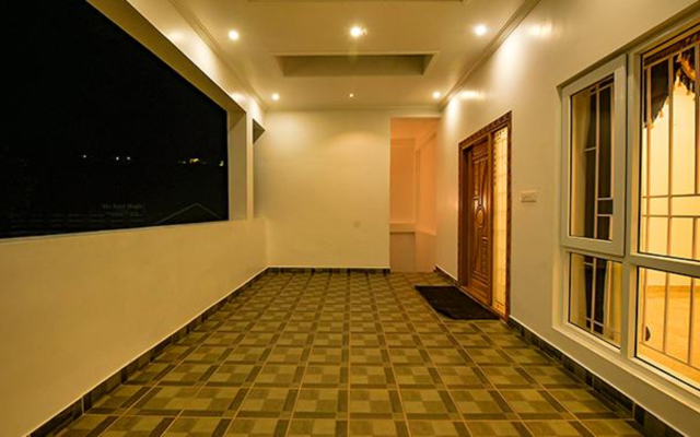 FabHotel Greenwood Stays