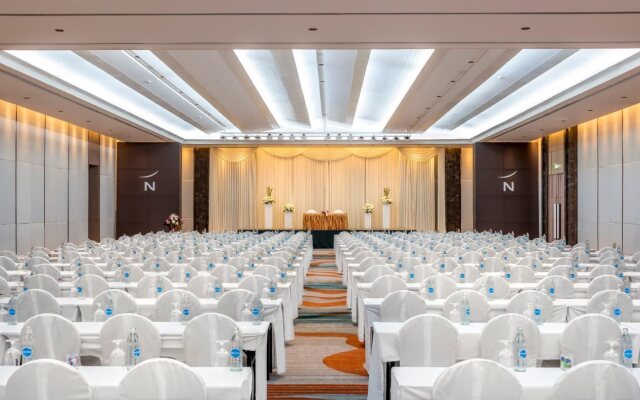 Novotel Phuket City Phokeethra Hotel