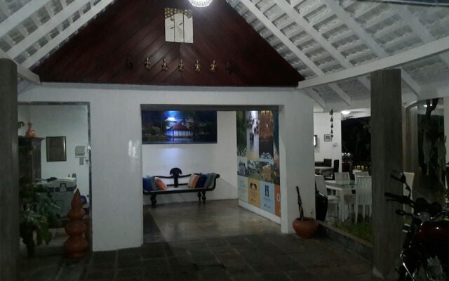 Kandy Hill House