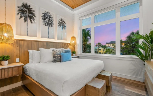 Sandbar Social in Siesta Key