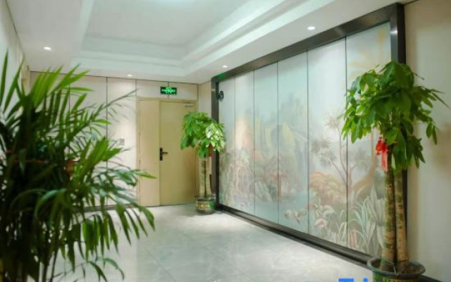 Manya Hotel (Xiangtan Bus Station)