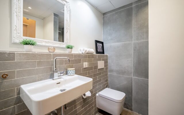 Luton Vacation Homes - Marina Residence