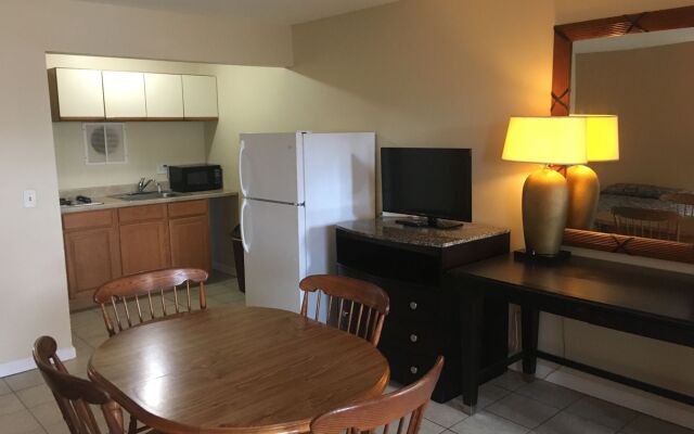 Sea Palace Motel
