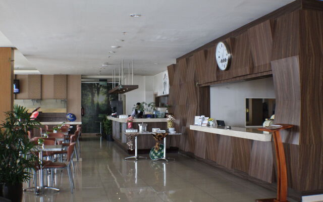 ROOMS INC d’botanica Bandung