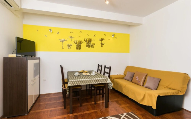 Apartments Oliva