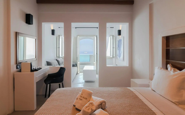 Apeiron Blue Santorini - Sustainable Adults Only 14+