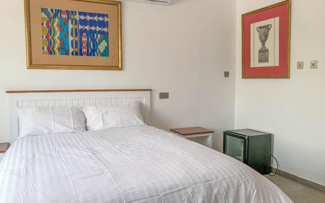 Conys Guest House