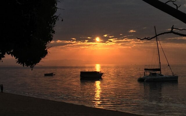 Cape Maclear EcoLodge in Monkey Bay, Malawi from 82$, photos, reviews - zenhotels.com