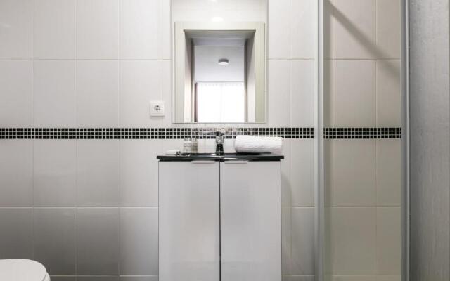 Camarinha Oporto Apartments